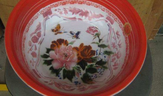 结婚女方买红盆需要买几个