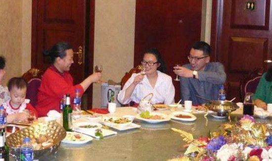 订婚需要请哪些人参加