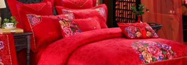 结婚时床上早生贵子的布叫什么