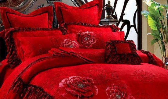 结婚时床上的垫被和盖被共要多少床