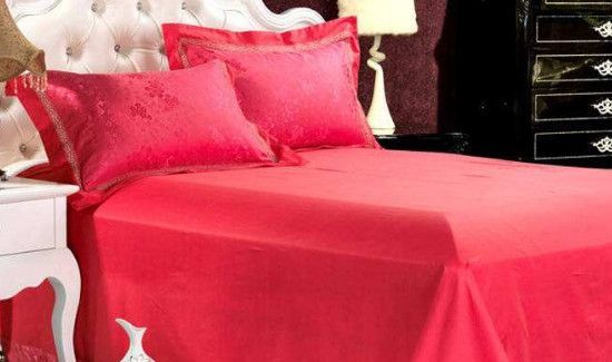 结婚时床上用品谁准备