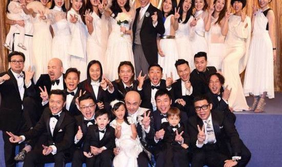 伴郎伴娘要几个