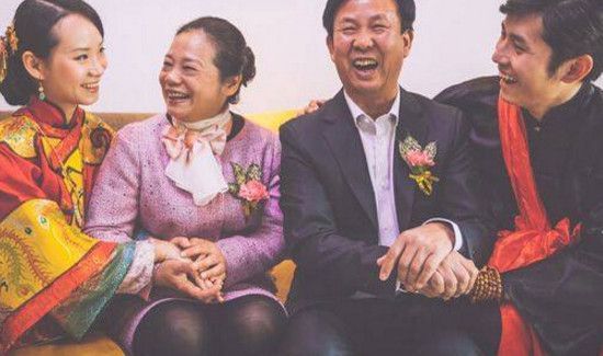 结婚父母穿什么衣服