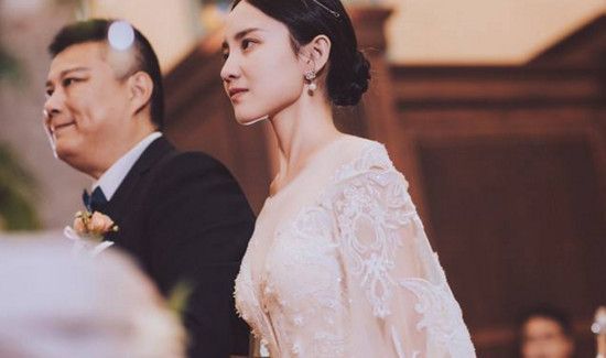 西式婚礼可以穿秀禾服吗