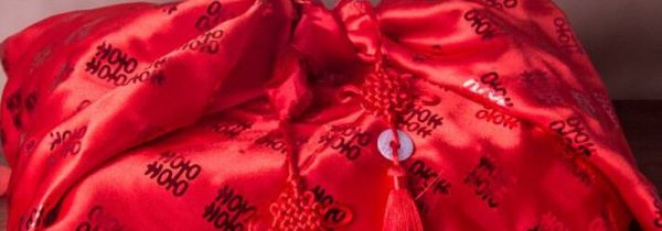 结婚拎包袱的人有什么讲究