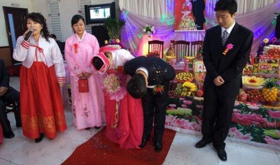 结婚鞠躬有什么讲究