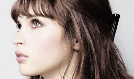 中式婚礼可以披头发吗