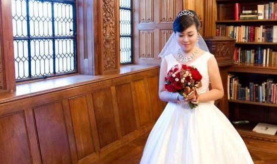 结婚手捧花用什么花