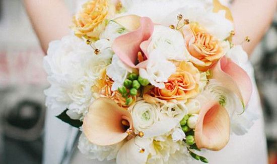 结婚手捧花的含义