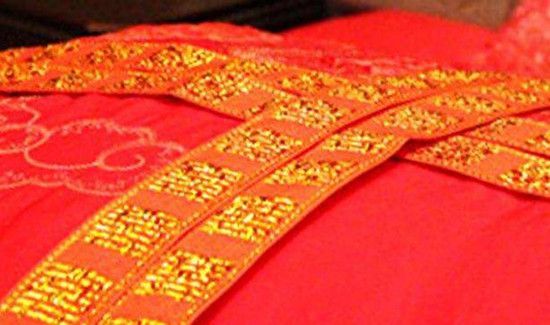 结婚红绳子怎样绑