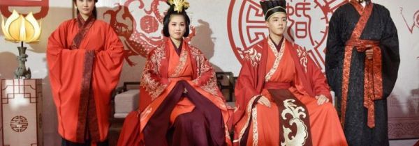 参加婚礼可以穿红色吗