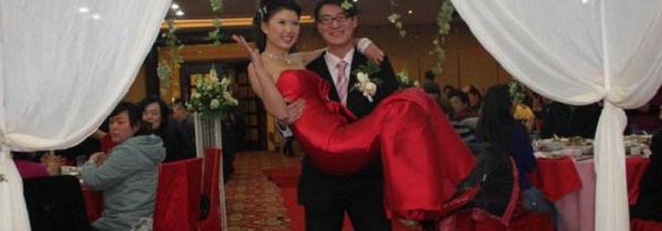 新娘脚不能落地的原因