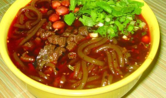 酸辣粉放的豆是什么豆