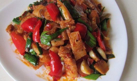 回锅肉能放木耳吗