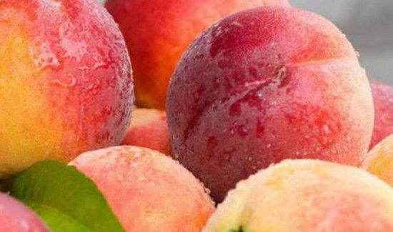 一天吃几个桃子合适