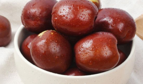 不用水煮红枣如何去皮