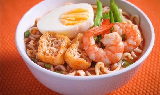 微波炉泡面用热水还是凉水