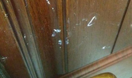 门上的胶怎么去掉