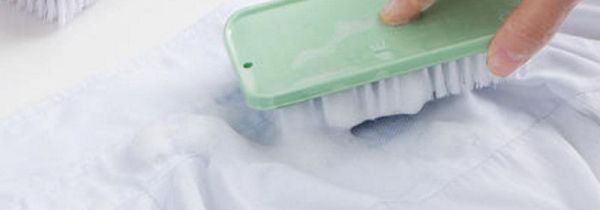 洗衣粉和84消毒液能一起用吗