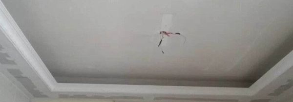 天花板的灰尘怎么处理