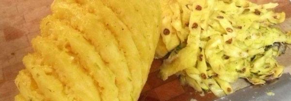 整个菠萝怎么削皮