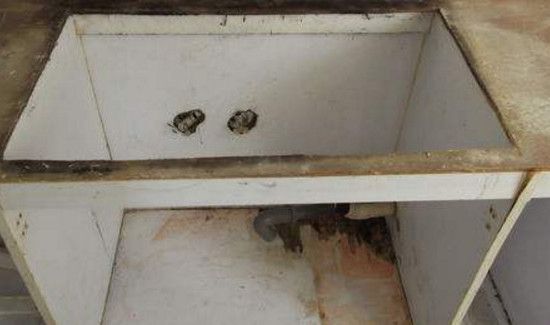 太潮湿柜子发霉怎么办