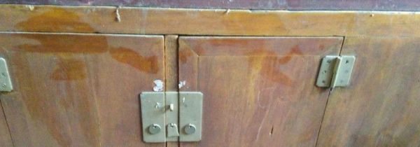 旧柜子发霉有味怎么去除