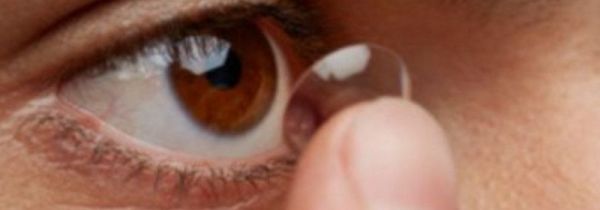 隐形眼镜戴反了是什么感觉