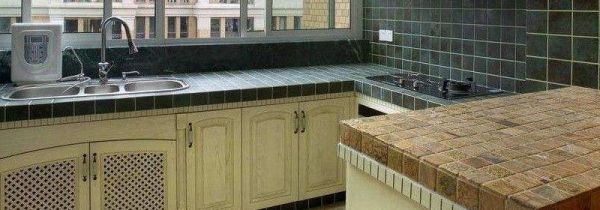 厨房瓷砖油污怎么去除