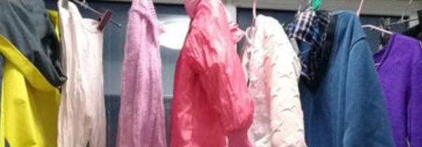 回南天衣服发臭怎么办