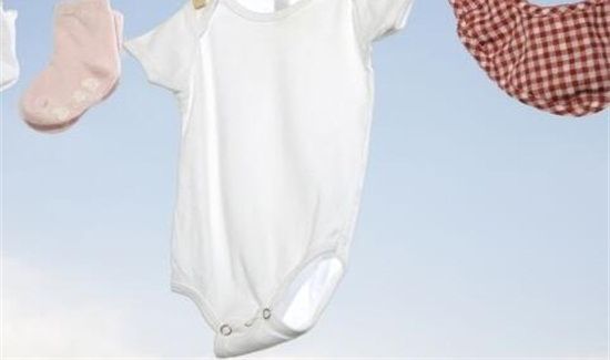 回南天衣服发臭怎么办