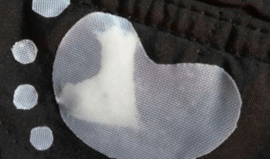 羽绒服不小心刮破了怎么办