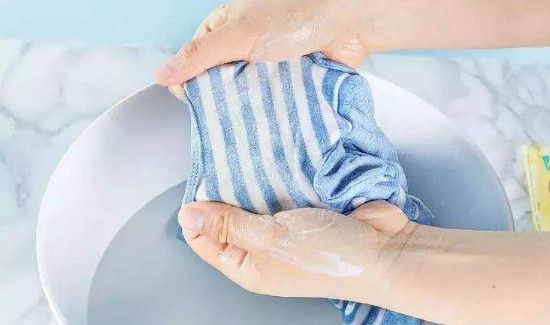 羽绒服不能干洗不能机洗怎么办