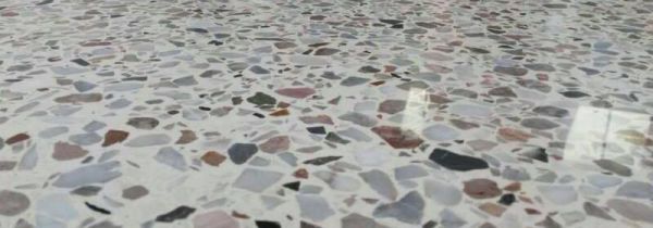 卫生间地面存水补救