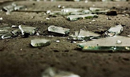 碎玻璃怎么处理
