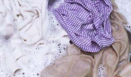 用啥能去除衣服上油汗味