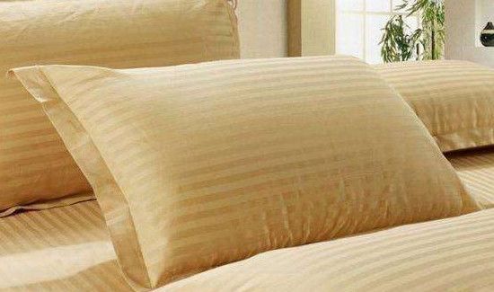 枕套发黄怎么洗白