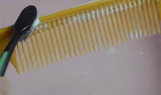 梳子清洗小妙招