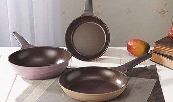 不粘锅不放油会粘吗