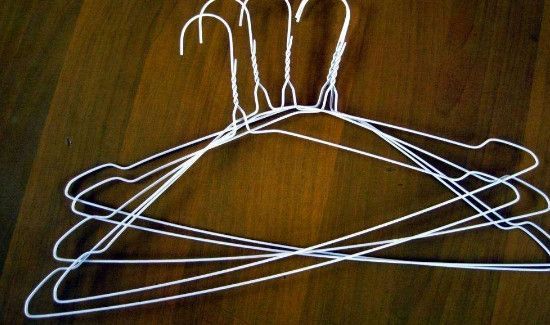 冬天裙子静电粘在身上怎办