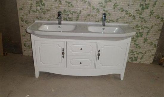 水池脏了怎么清洗