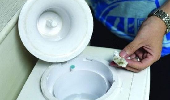 如何清洗饮水机内部