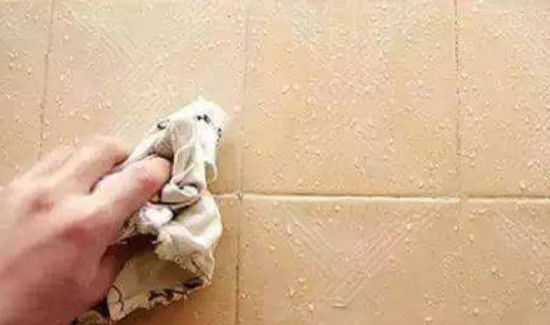 墙上的油渍怎么去除