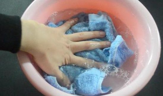 毛呢衣服的洗涤方法