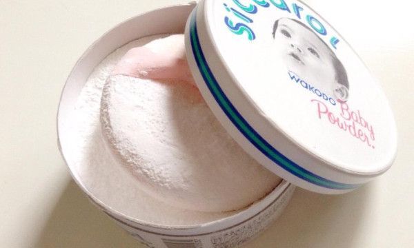 衣服领子发黄怎么能洗掉