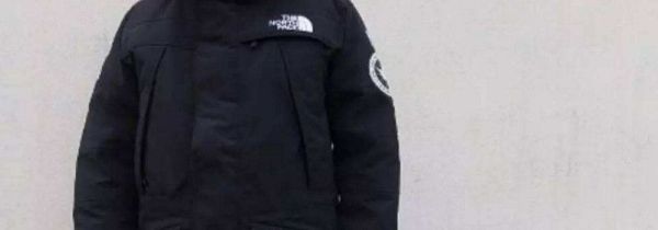 黑色羽绒服发霉了怎么办