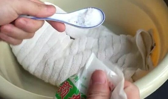 毛巾为什么会变黑