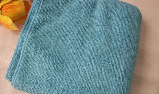 毛巾为什么会发黑