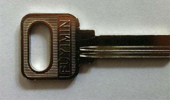 防盗门上的钥匙能配吗