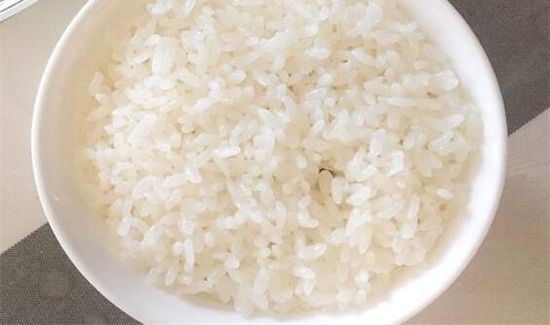 蒸米饭可以放绿豆吗